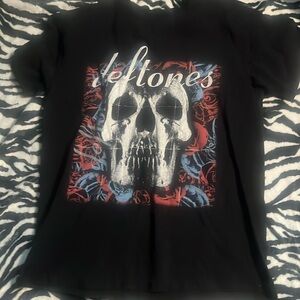 deftones shirt i wore it like once so it's pretty new
